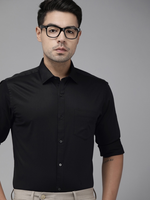 

Park Avenue Men Black Super Slim Fit Solid Casual Shirt