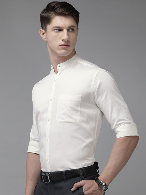 

Park Avenue Men Off-White Slim Fit Solid Formal Shirt