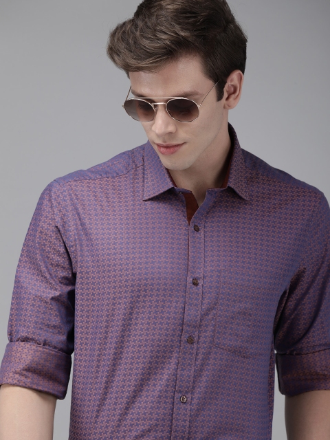 

Park Avenue Men Blue & Red Regular Fit Self Design Pure Cotton Formal Shirt