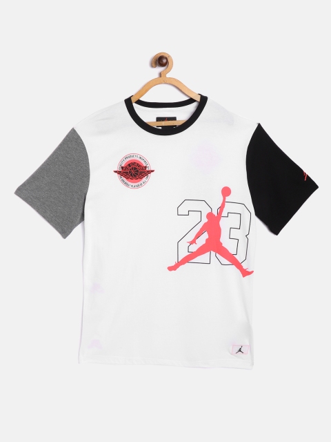 

Jordan Boys White Pure Cotton Brand of Flight Logo Print Round Neck T-shirt