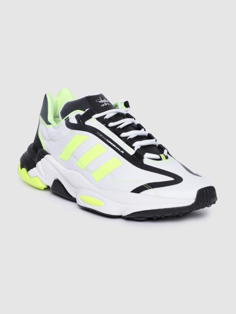 

ADIDAS Originals Men White & Black OZWEEGO Sneakers