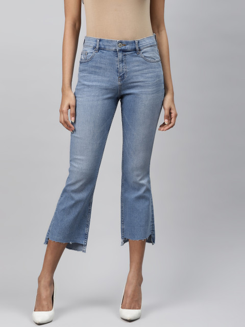 

Marks & Spencer Women Blue Slim Fit Mid-Rise Mildly Distressed Cropped Stretchable Jeans