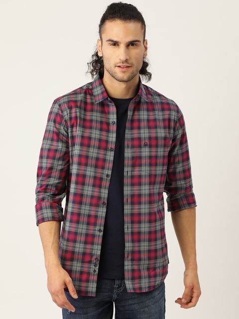 

United Colors of Benetton Men Pink & Navy Blue Slim Fit Checked Casual Shirt