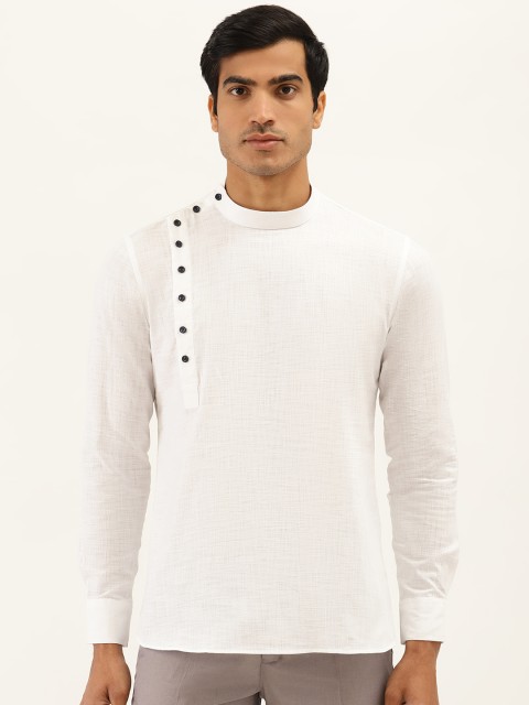 

Manyavar Men White Solid Straight Kurta