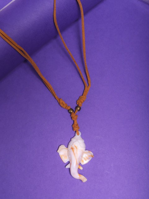 

JEWEL JUNCTION Men Beige & White Alloy Handcrafted Necklace