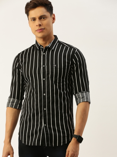 

The Indian Garage Co Men Black & White Slim Fit Striped Casual Shirt