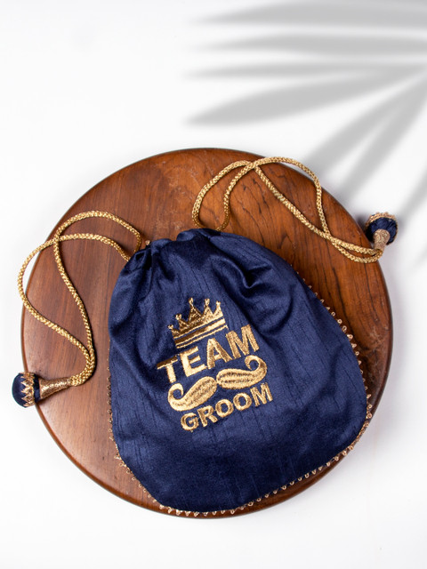 

AccessHer Blue & Gold-Toned Embroidered Potli