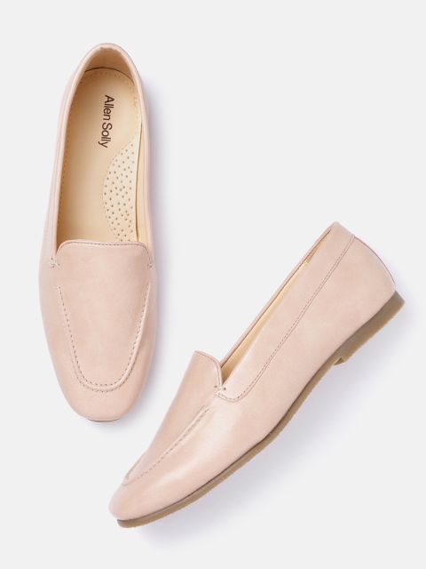

Allen Solly Women Peach-Coloured Solid Loafers