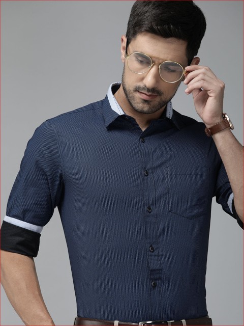 

TrueModa Men Navy Blue Slim Fit Self Design Casual Shirt