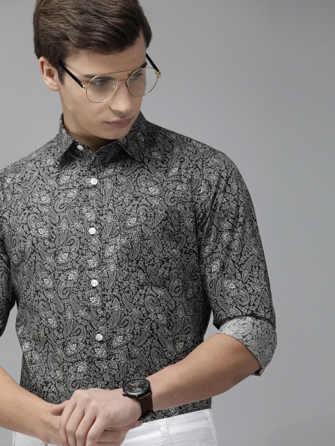

TrueModa Men Black Slim Fit Printed Casual Shirt