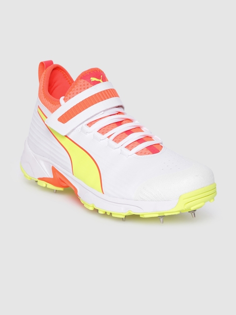 

Puma Men White & Coral 19.1 Bowling Cricket Shoes