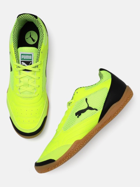 

Puma Men Yellow & Black PRESSING Football Shoes