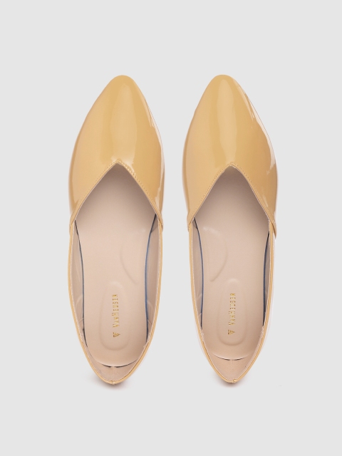 

Van Heusen Woman Mustard Yellow Patent Finish Ballerinas