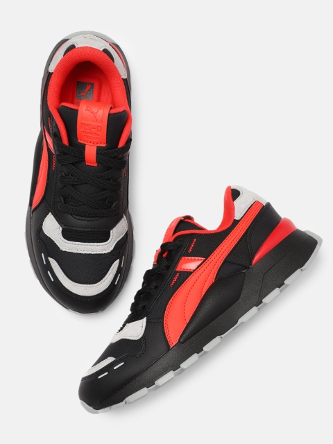 

Puma Unisex Black & Red RS 2.0 Futura Running Shoes