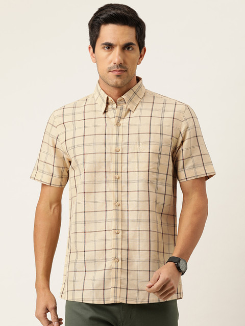 

Burnt Umber Men Beige & Black Slim Fit Checked Casual Shirt