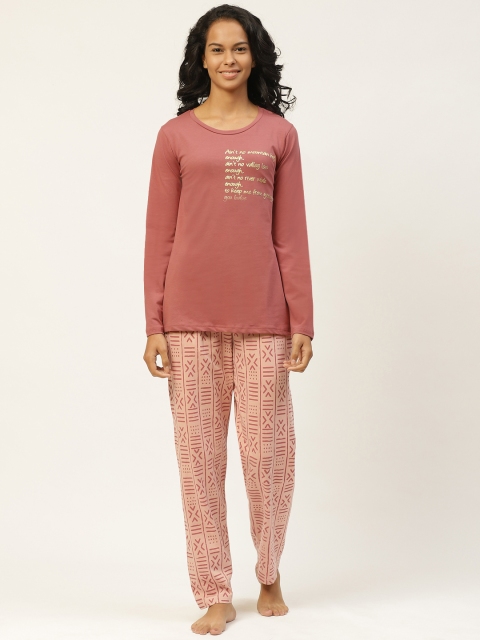 

Organza Women Rust Red & Peach-Coloured Pure Cotton Printed Stretchable Night suit