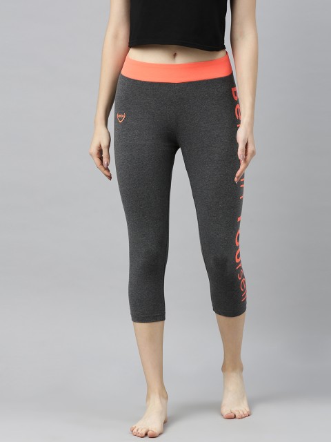 

zebu Women Charcoal Grey Solid Skinny Fit Capris