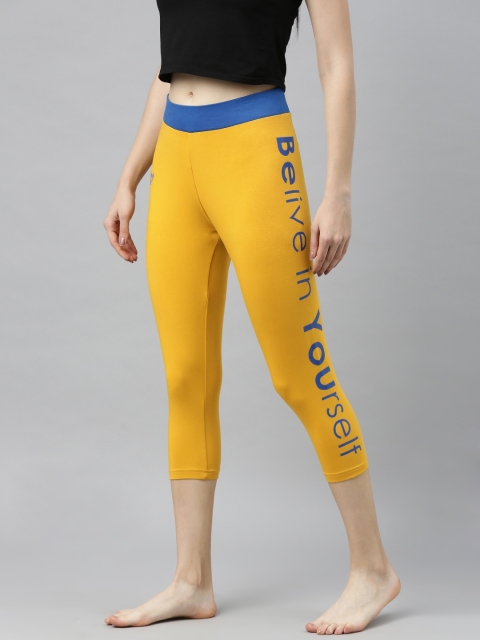 

zebu Women Yellow & Blue Printed Skinny Fit 3/4th Length Capris