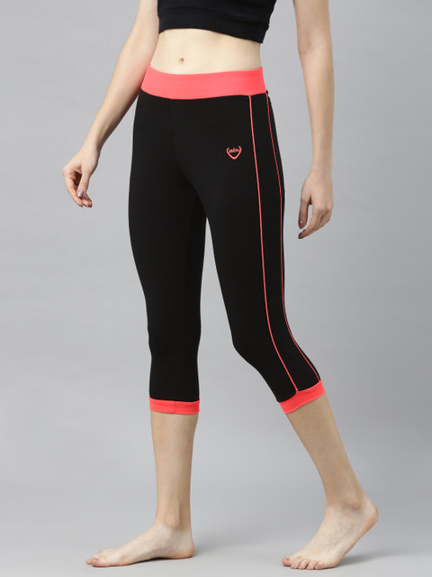 

zebu Women Black Solid Skinny Fit Capris