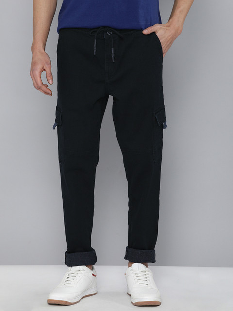 

Mast & Harbour Men Black Carrot Regular Fit Mid-Rise Clean Look Stretchable Jeans