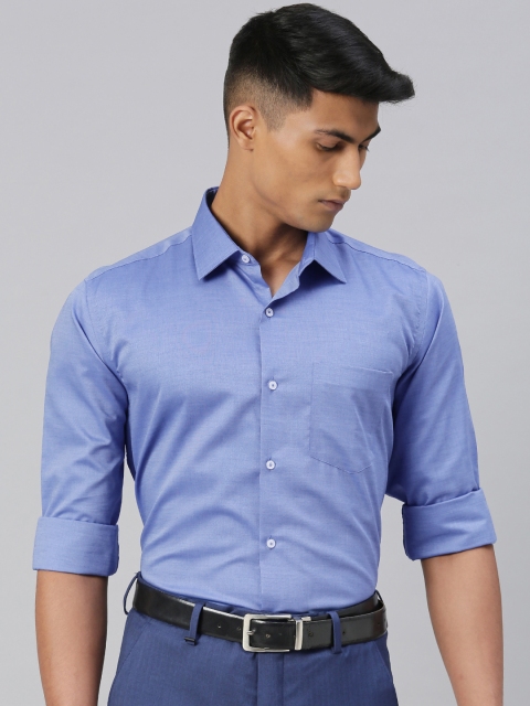 

Van Heusen Men Blue Regular Fit Solid Formal Shirt