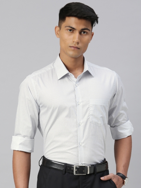 

Van Heusen Men White & Navy Blue Custom Fit Geometric Printed Formal Shirt