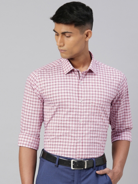 

Van Heusen Men Magenta & White Regular Fit Checked Formal Shirt