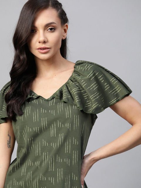 

The Roadster Lifestyle Co Green Geometric Cape Sleeve Layered Regular Top