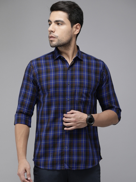 

Park Avenue Men Blue & Brown Slim Fit Checked Casual Shirt