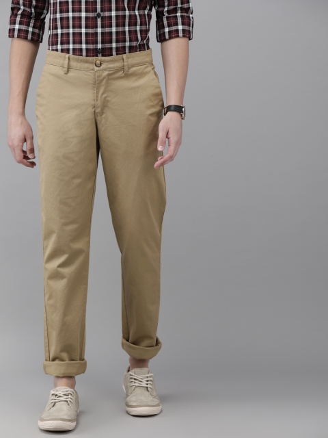 

Park Avenue Men Khaki Brown Regular Fit Solid Cotton Chinos