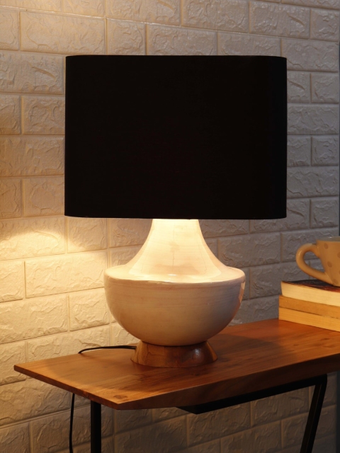 

Grated Ginger Black & Pink Solid Contemporary Bedside Lamp with Shade