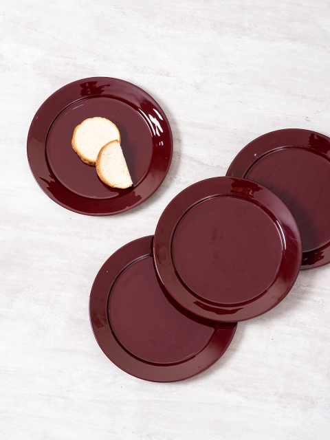 

nestroots Maroon Set Of 4 Stainless Steel Plates