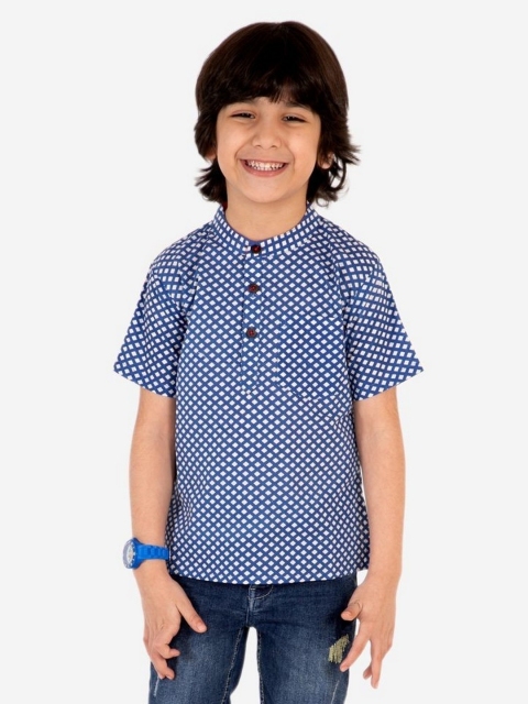 

Lil Peacock Boys Blue Geometric Pure Cotton Printed Kurta