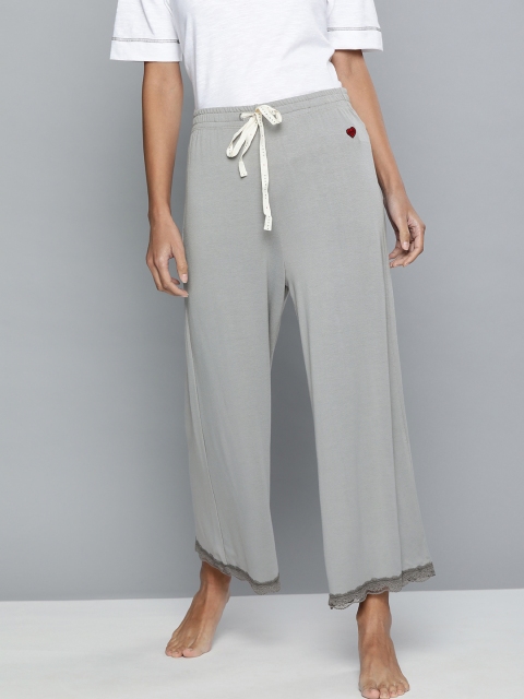 

Chemistry Woman's Grey Solid Pyjamas