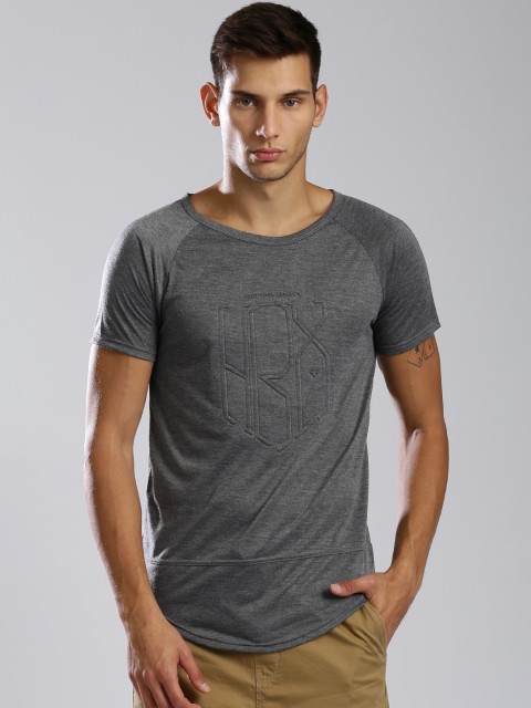 

HRX by Hrithik Roshan Men Maroon Embossed Round Neck T-Shirt