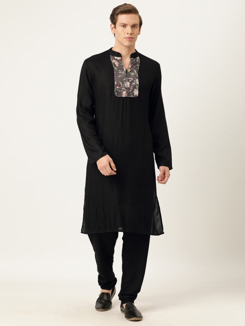 

EthnoVogue Men Black Solid Made To Measure Kurta Set with Floral Printed Detail