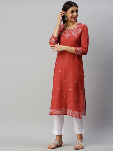 

AHIKA Women Maroon & White Floral Printed Kurta