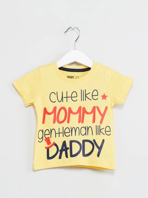 

max Boys Yellow & Navy Blue Printed Round Neck T-shirt