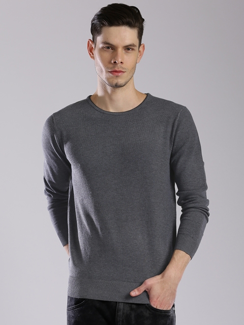 

HRX by Hrithik Roshan Men Charcoal Grey Solid Sweater