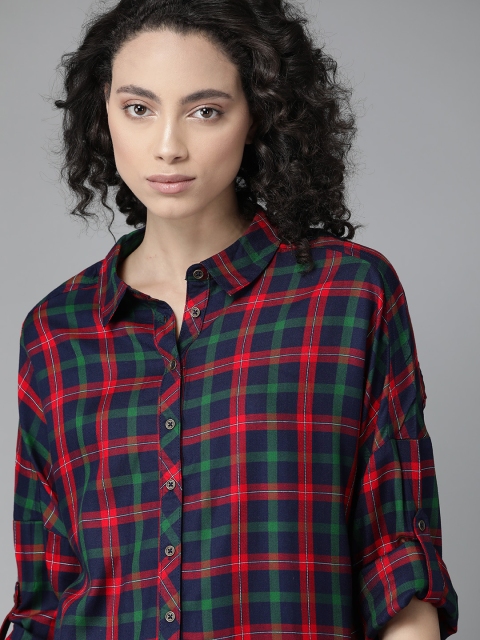 

The Roadster Lifestyle Co Women Navy Blue & Red Regular Fit Checked Casual Sustainable ECOVERO Shirt
