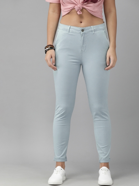 

The Roadster Lifestyle Co Women Blue Regular Fit Solid Chinos