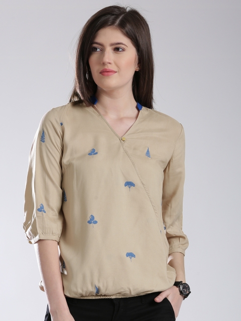 

W Beige Printed Crossover Top