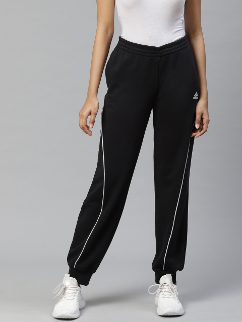 

ADIDAS Women Black Solid FAV Q1 PT Joggers