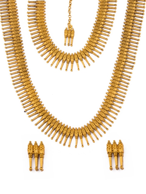 

Alankruthi Gold- Plated Gadha Motif Jewellery Set