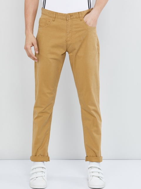 

max Men Khaki Skinny Fit Solid Chinos