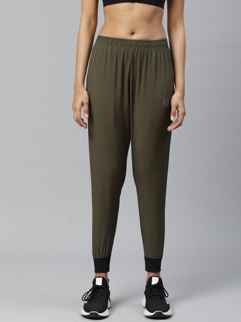 

Chkokko Women Olive Green Solid Slim Fit Cropped Workout Joggers