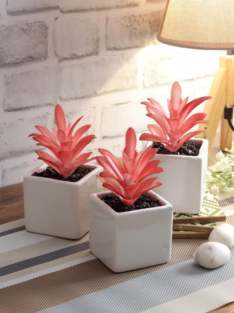 

NATURES HOME Set Of 3 Pink & White Small Sustainable Succulent Artificial Plants With Pots