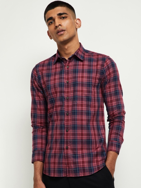 

max Men Red & Blue Slim Fit Checked Cotton Casual Shirt
