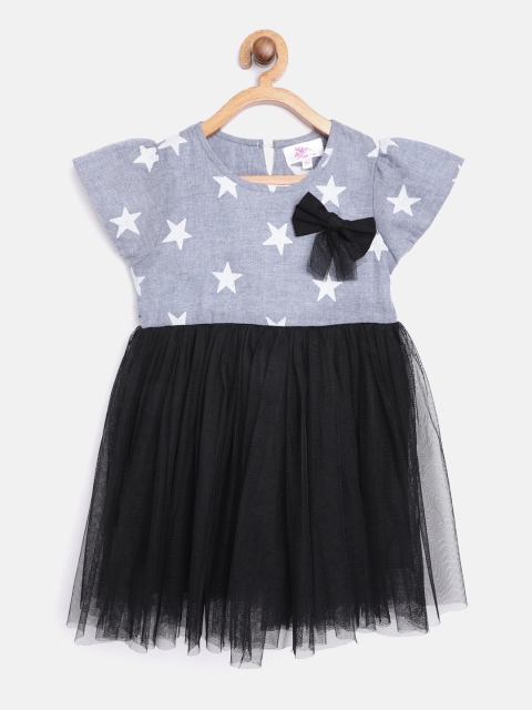 

Bella Moda Girls Grey & Black Star Print A-Line Dress with Bow Applique Detail