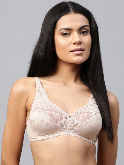 

Marks & Spencer Nude Floral Full Coverage Lightly Padded Beginners Bra T337105O